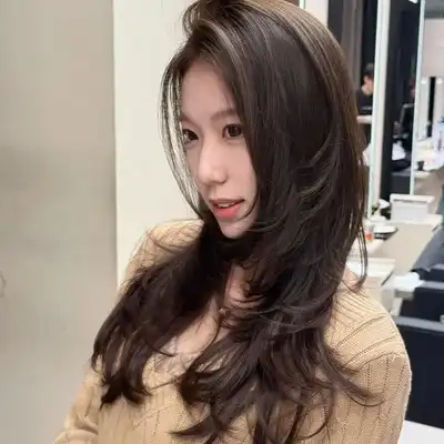 何晨凡